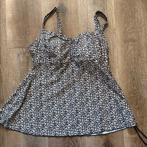 Septangle Animal Print bathing suit top plus size 18